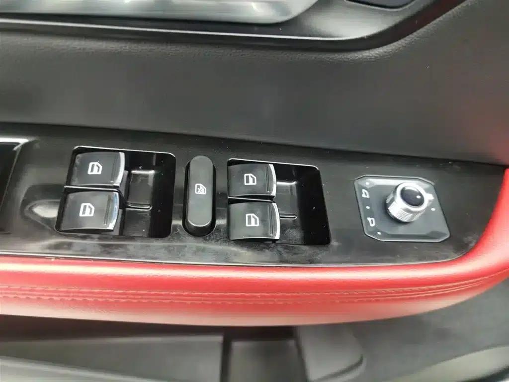 Haval H2s 2018 Red Label 1.5T Dual-Clutch Luxury Edition — миниатюра 9
