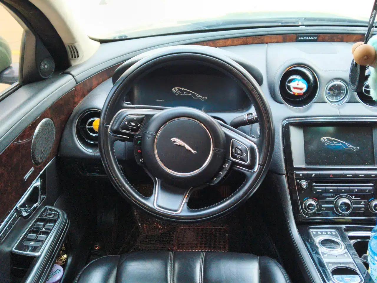Jaguar XJ 2013 XJL 3.0 SC Panoramic Business Edition — миниатюра 11