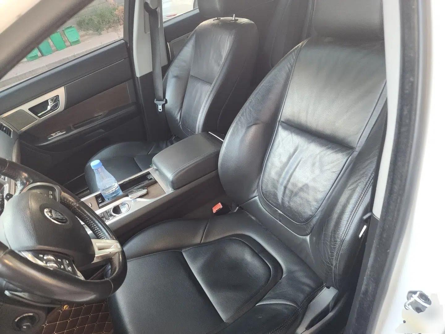 Jaguar XF 2015 XF 2.0T Prestige Edition — миниатюра 16
