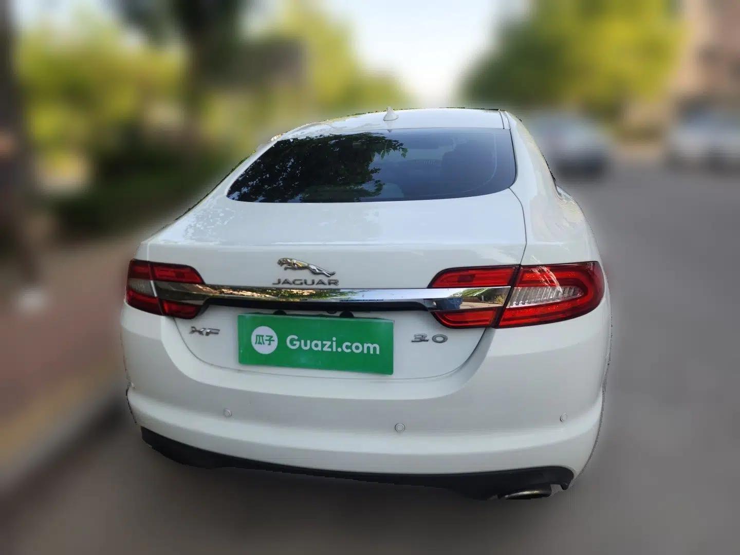 Jaguar XF 2015 XF 2.0T Prestige Edition — миниатюра 5