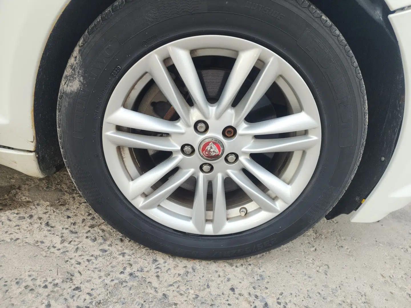 Jaguar XF 2015 XF 2.0T Prestige Edition — миниатюра 8