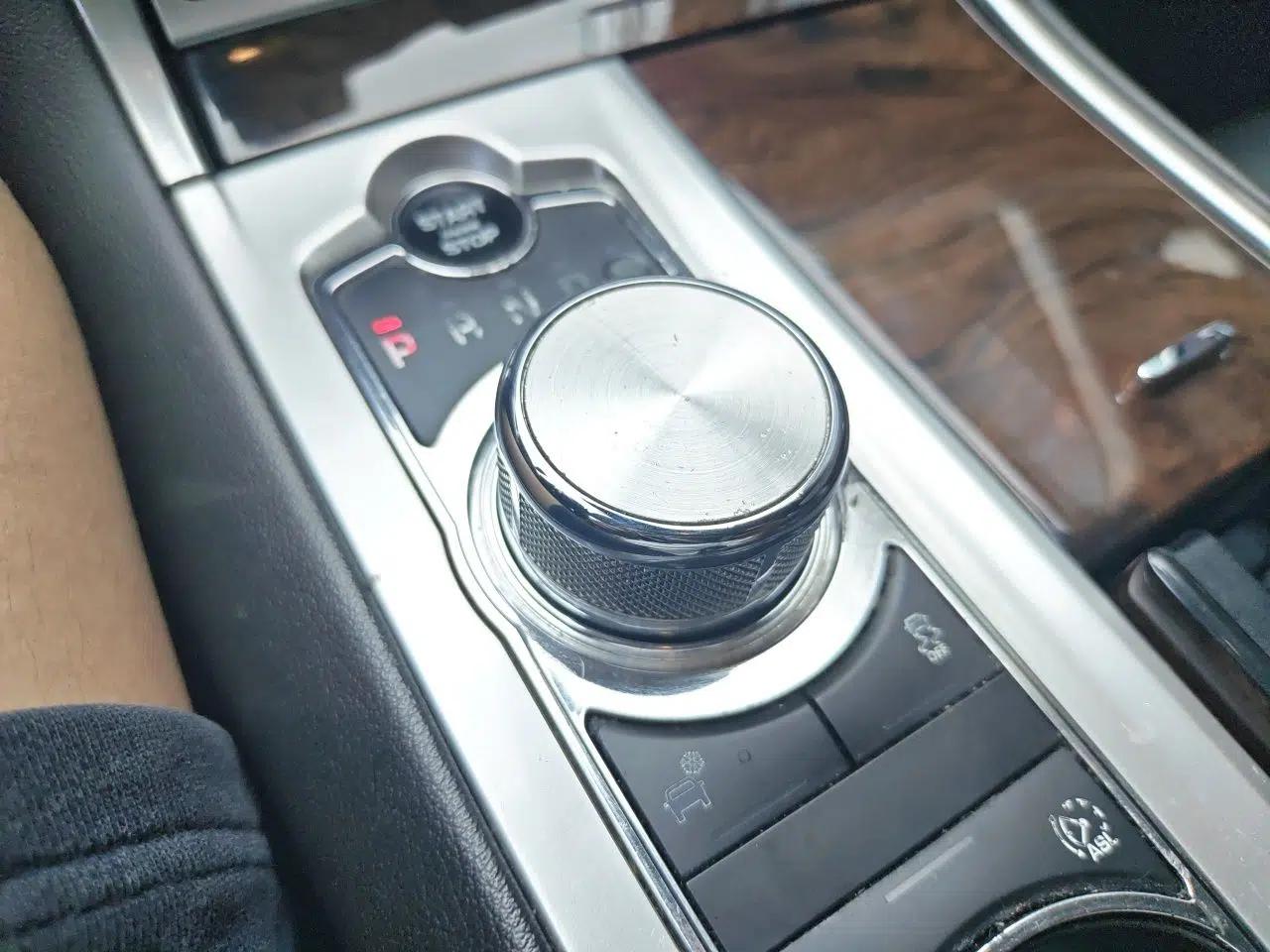 Jaguar XF 2014 XF 2.0T Luxury Edition — миниатюра 15
