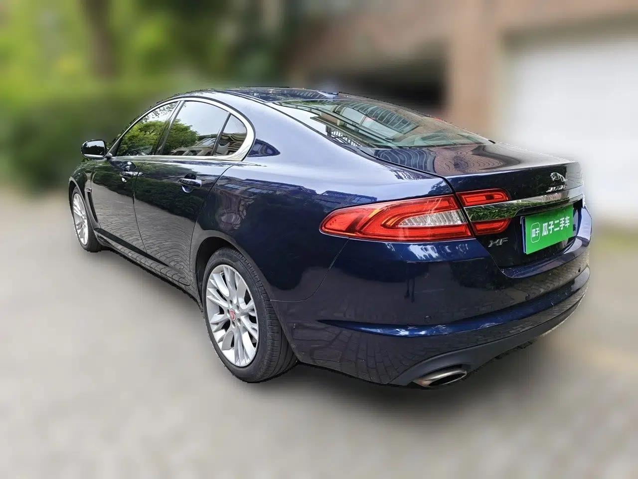 Jaguar XF 2014 XF 2.0T Luxury Edition — миниатюра 4
