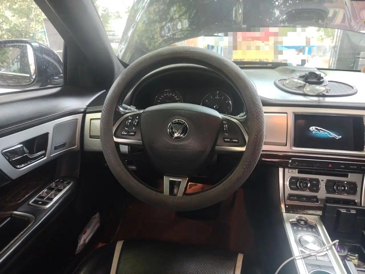 Jaguar XF 2014 XF 3.0 SC Luxury Edition — миниатюра 11