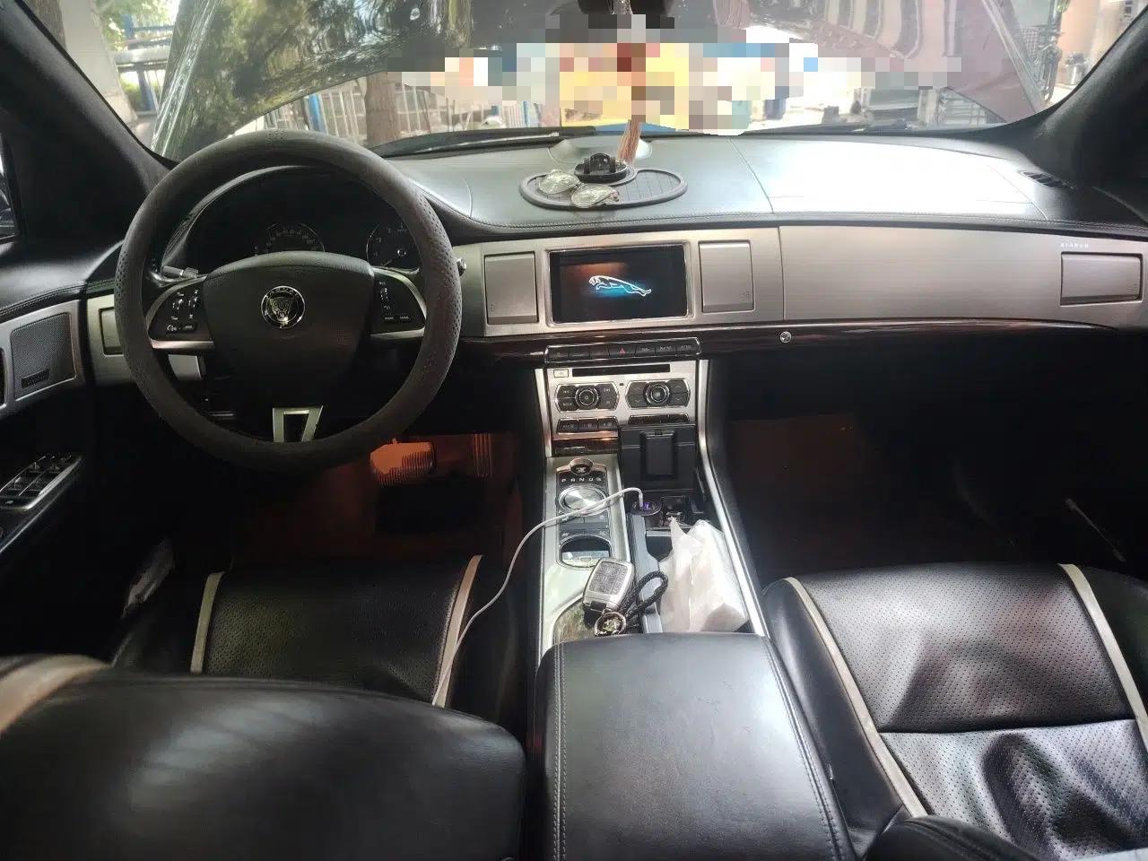 Jaguar XF 2014 XF 3.0 SC Luxury Edition — миниатюра 10
