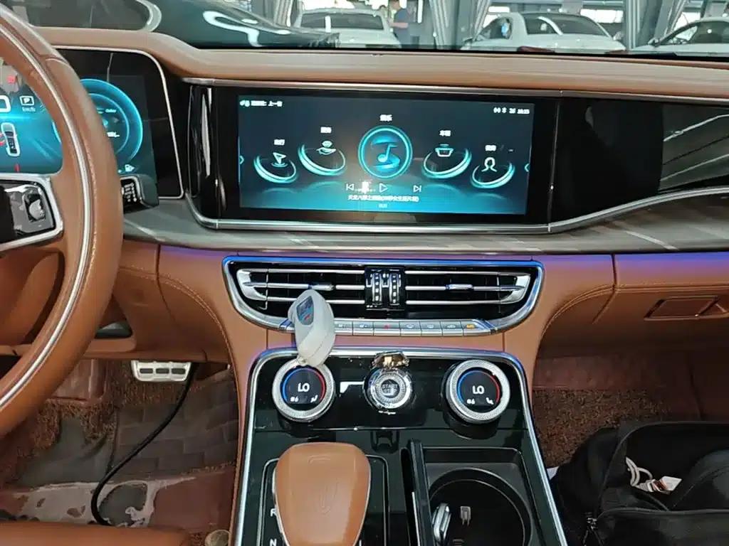 Hongqi H9 2020 2.0T Intelligent Flagship Edition — миниатюра 13