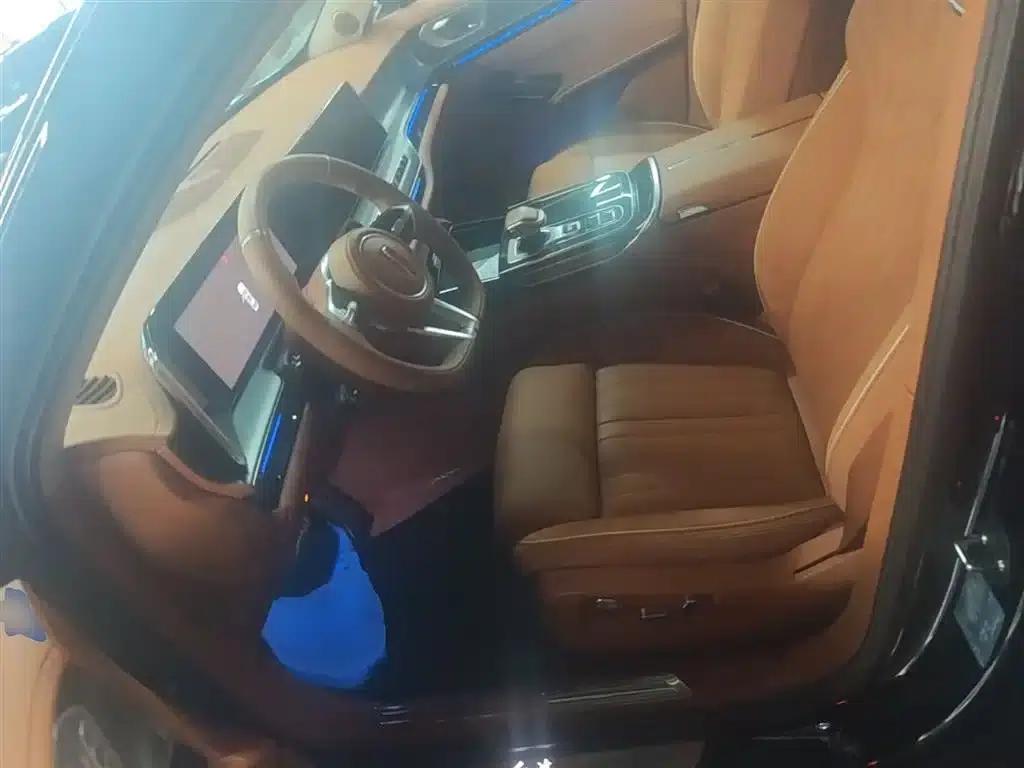 Hongqi H9 2024 2.0T Flagship Private Style Edition — миниатюра 15