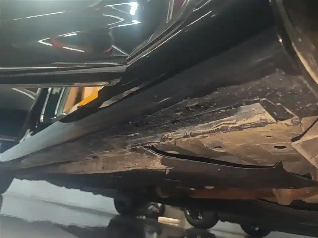 Hongqi H9 2024 2.0T Flagship Private Style Edition — миниатюра 21