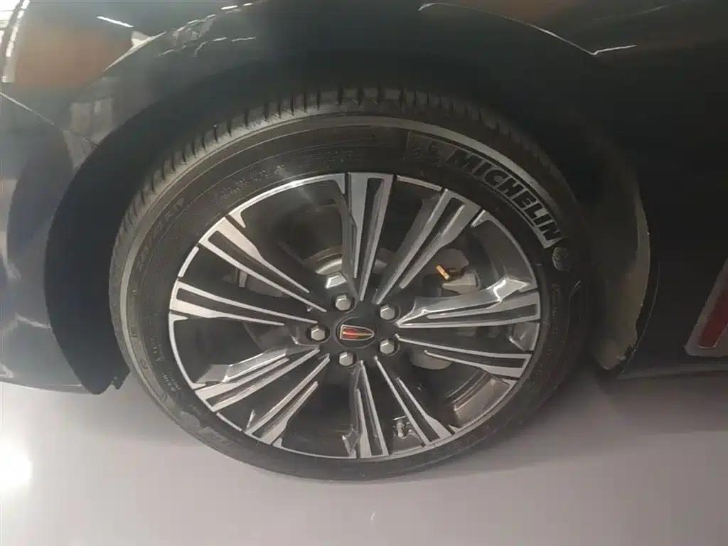 Hongqi H9 2024 2.0T Flagship Private Style Edition — миниатюра 23