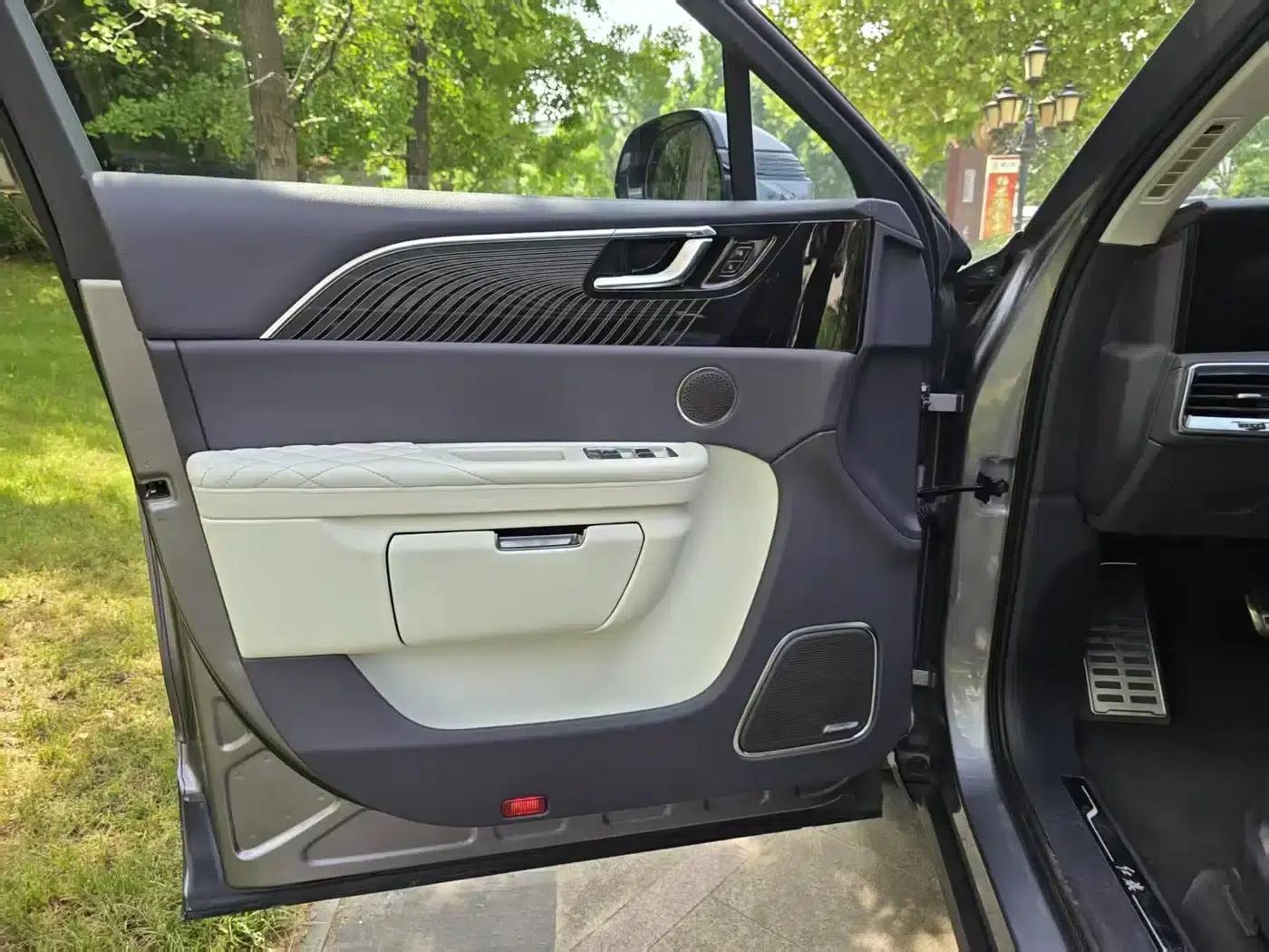 Hongqi E-HS9 2021 Model 460km Flagship Edition (Six Seats) — миниатюра 4