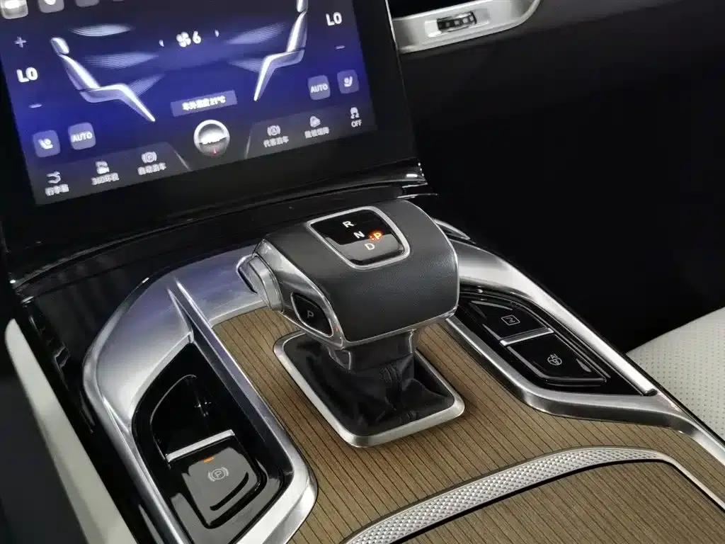 Hongqi E-HS9 2021 Model 510km Flagship Edition (Four Seats) — миниатюра 13