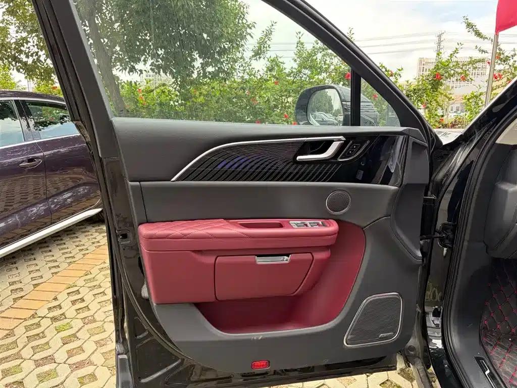 Hongqi E-HS9 2025 Model 690km Flagship Edition (Six Seats) — миниатюра 11
