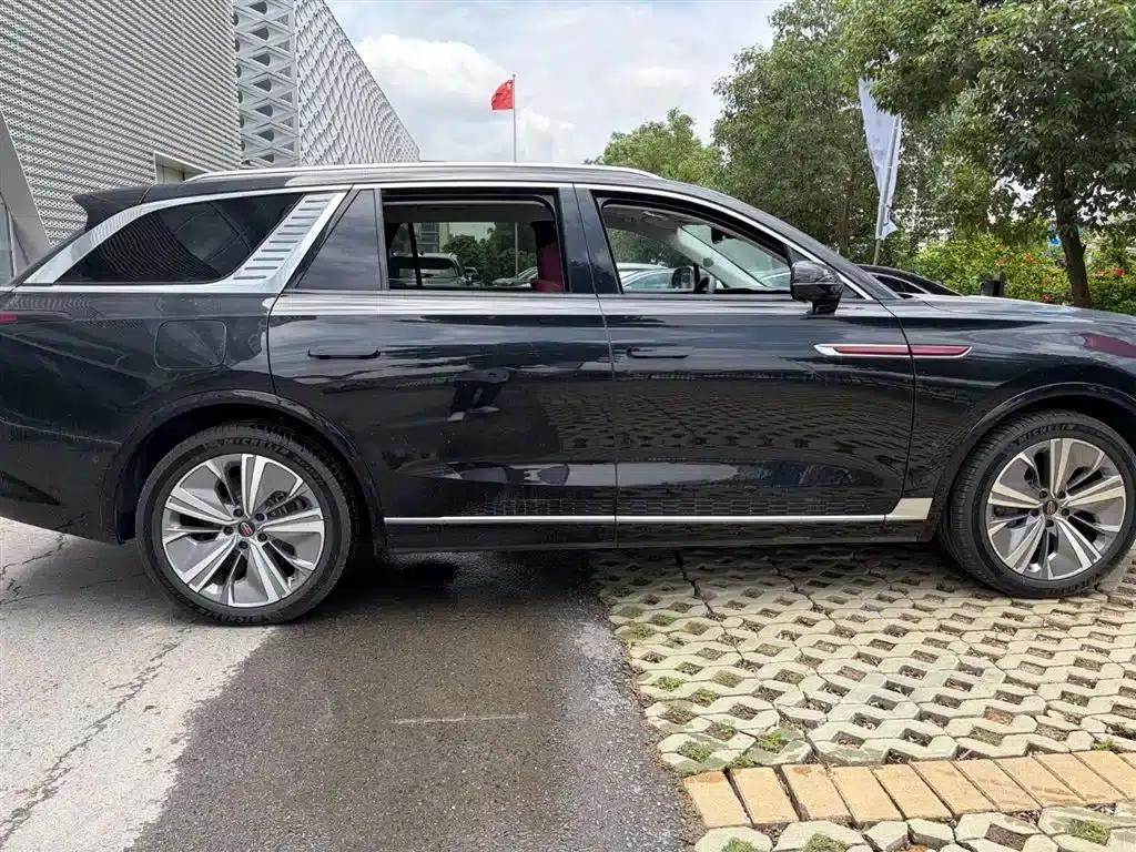 Hongqi E-HS9 2025 Model 690km Flagship Edition (Six Seats) — миниатюра 6