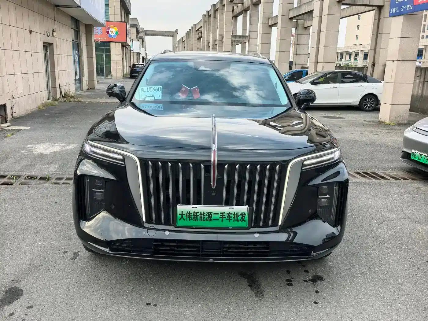 Hongqi E-HS9 2022 Model 660km Flagship Edition (Six Seats) — миниатюра 2