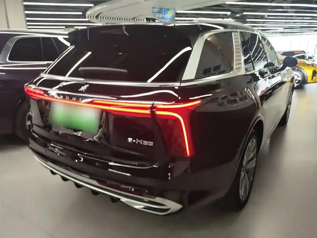 Hongqi E-HS9 2022 Model 690km Flagship Edition (Six Seats) — миниатюра 7