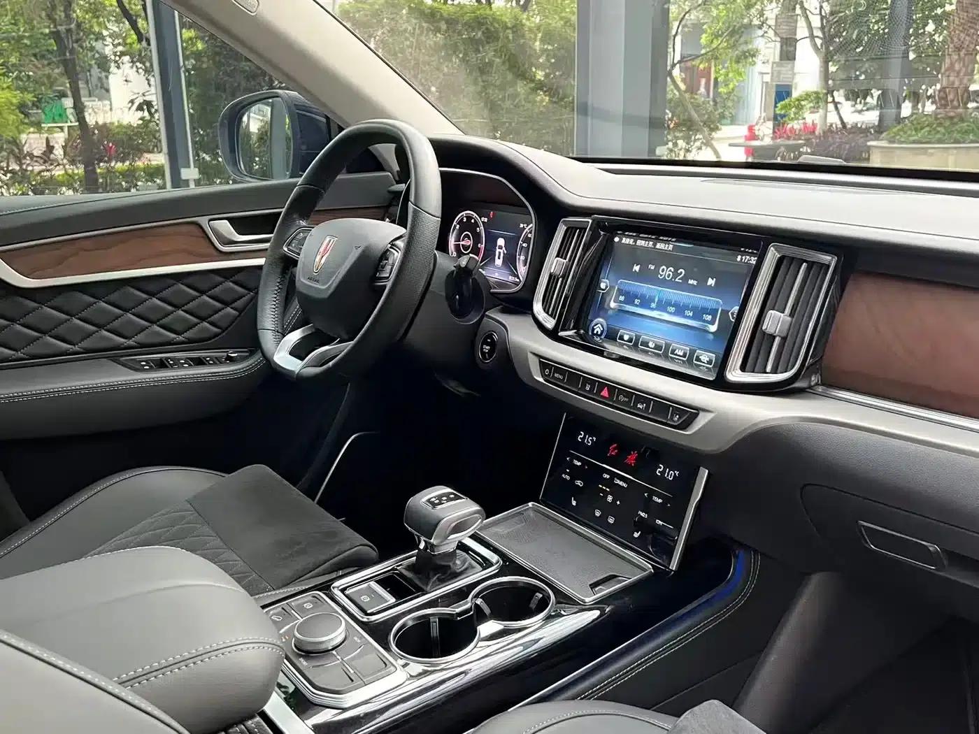 Hongqi HS7 2022 2.0T DCT 2WD Intelligent Flagship Edition (7-seater) — миниатюра 15