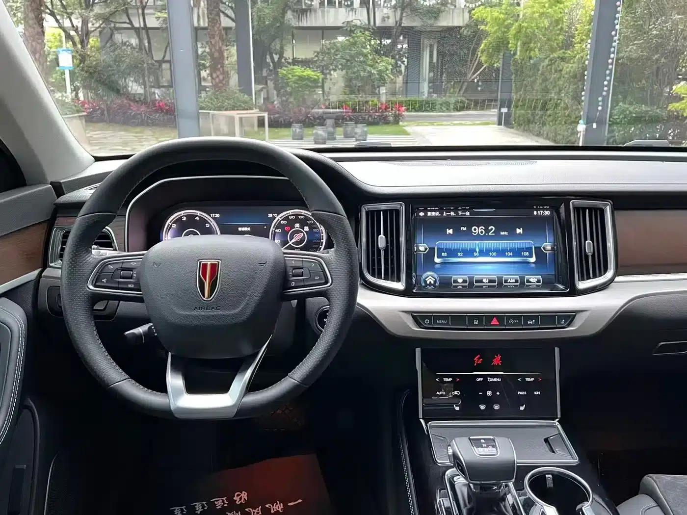 Hongqi HS7 2022 2.0T DCT 2WD Intelligent Flagship Edition (7-seater) — миниатюра 9