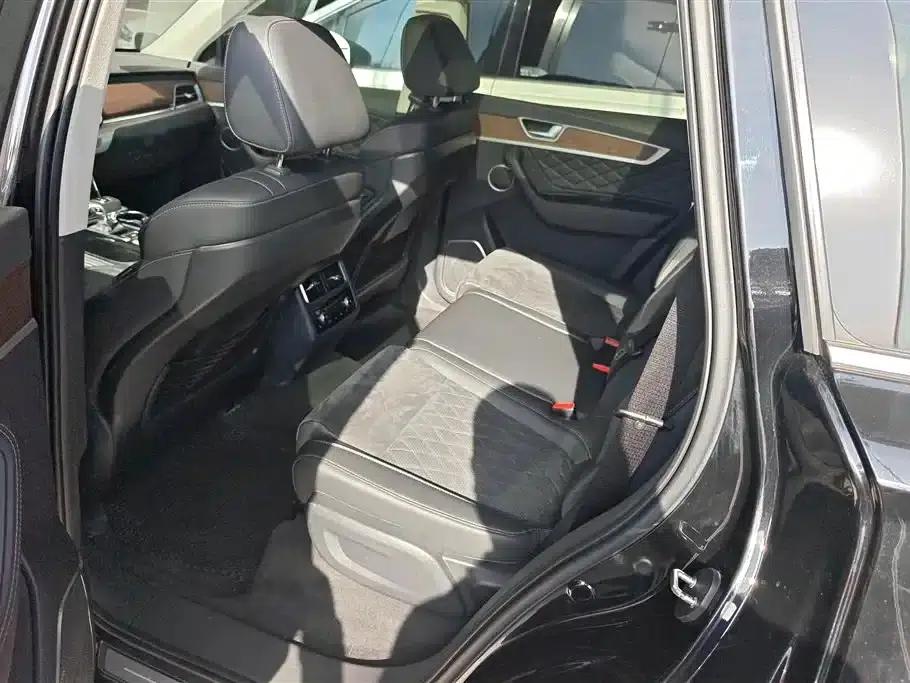 Hongqi HS7 2022 3.0T Automatic 4WD Intelligent Flagship Edition (5-seater) — миниатюра 11