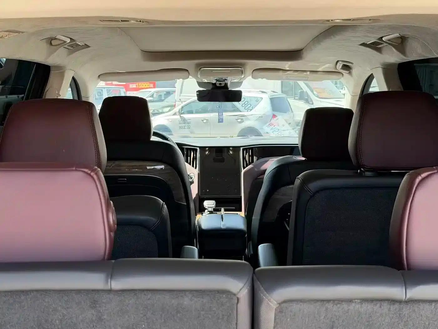 Hongqi HS7 2023 2.0T Automatic 4WD Flagship Edition (6-seater) — миниатюра 11