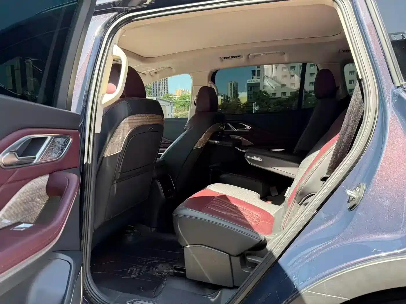 Hongqi HS7 2023 2.0T Automatic 4WD Flagship Edition (6-seater) — миниатюра 5
