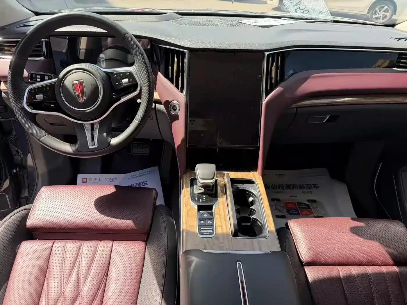 Hongqi HS7 2023 2.0T Automatic 4WD Flagship Edition (6-seater) — миниатюра 6