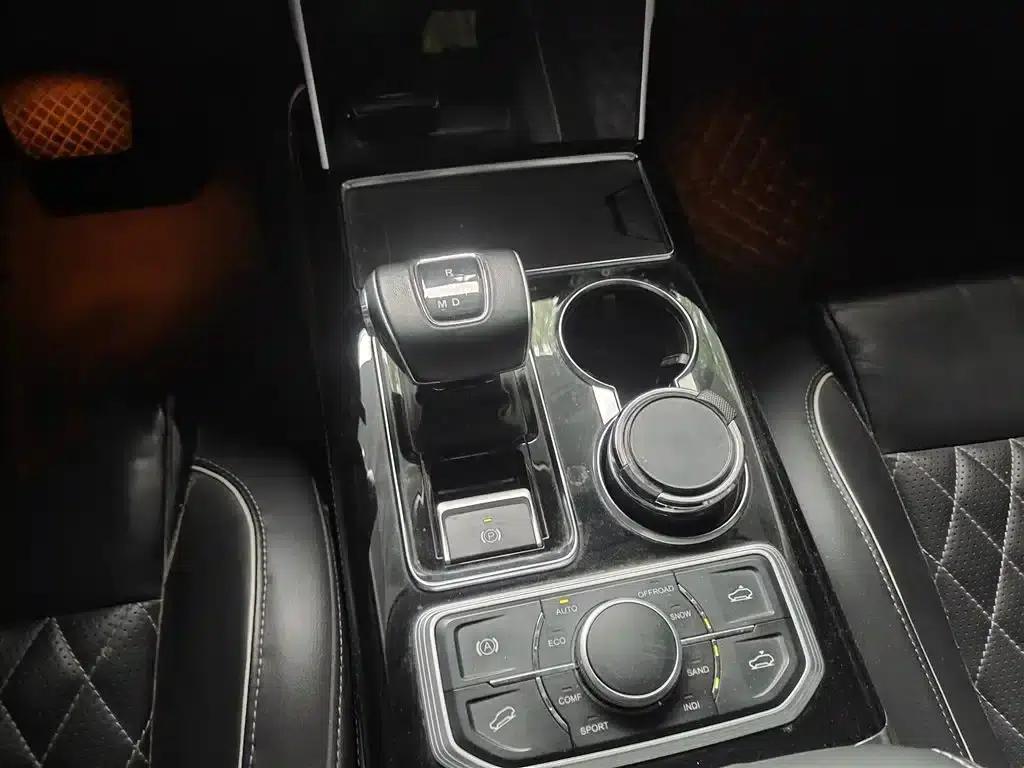 Hongqi HS7 2019 3.0T Automatic 4WD Intelligent Flagship Edition — миниатюра 11