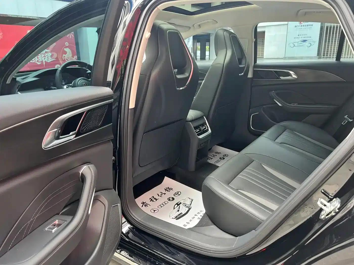 Hongqi H6 2024 2.0T Elegant Edition — миниатюра 5
