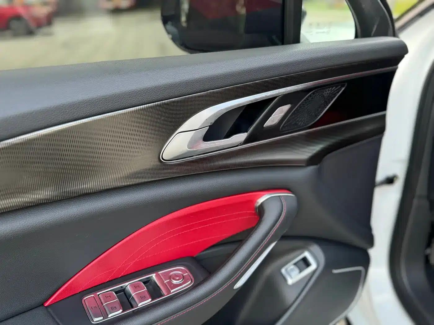 Hongqi H6 2023 2.0T Elegant Edition — миниатюра 18