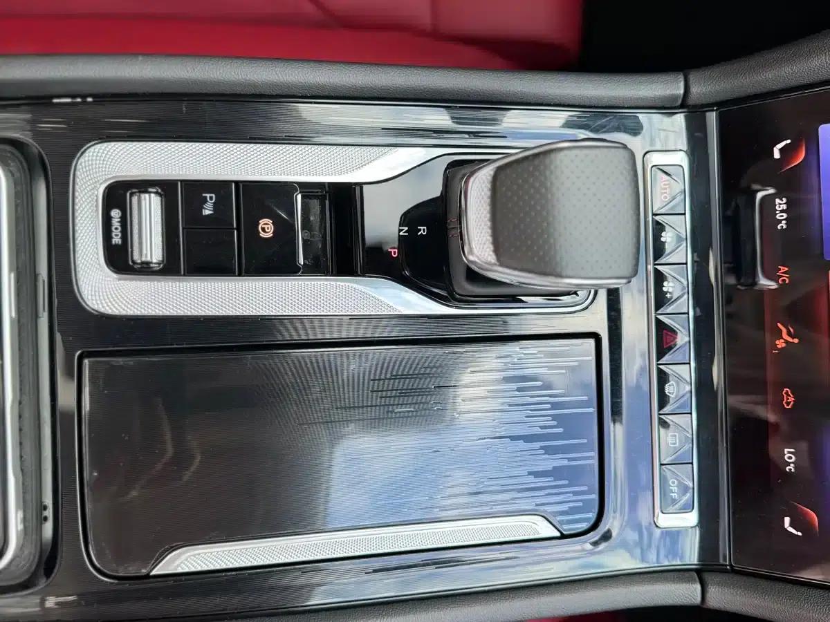 Hongqi H6 2023 2.0T Elegant Edition — миниатюра 25