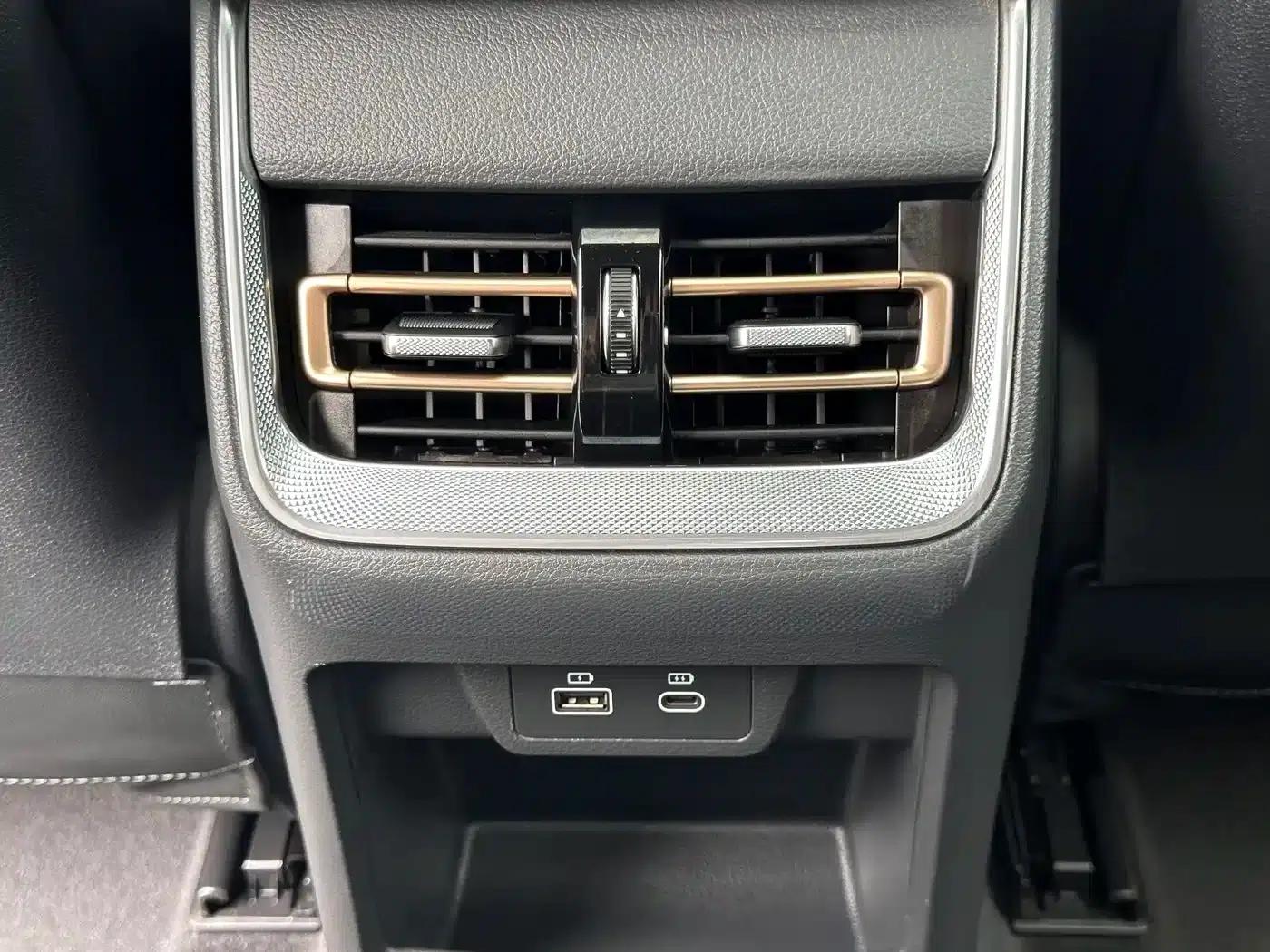 Hongqi H6 2023 2.0T Premium Edition — миниатюра 26