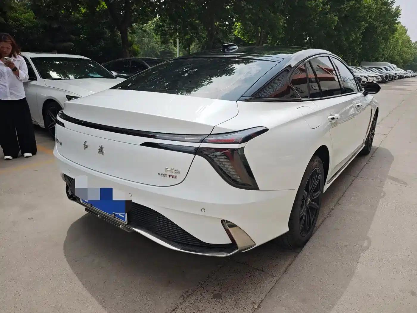 Hongqi H6 2024 2.0T Premium Edition — миниатюра 5