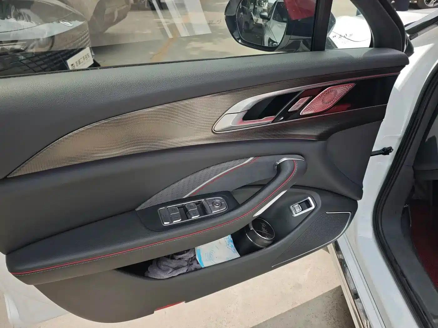 Hongqi H6 2024 2.0T Premium Edition — миниатюра 9