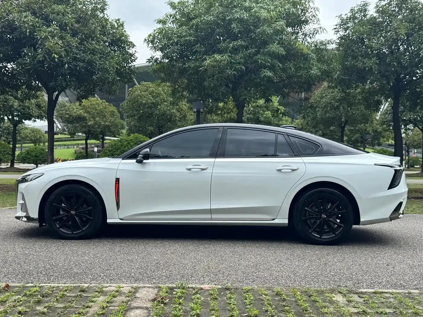 Hongqi H6 2023 2.0T Premium Edition — миниатюра 6