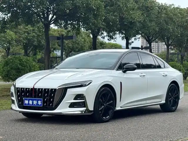 Hongqi H6 2023 2.0T Premium Edition