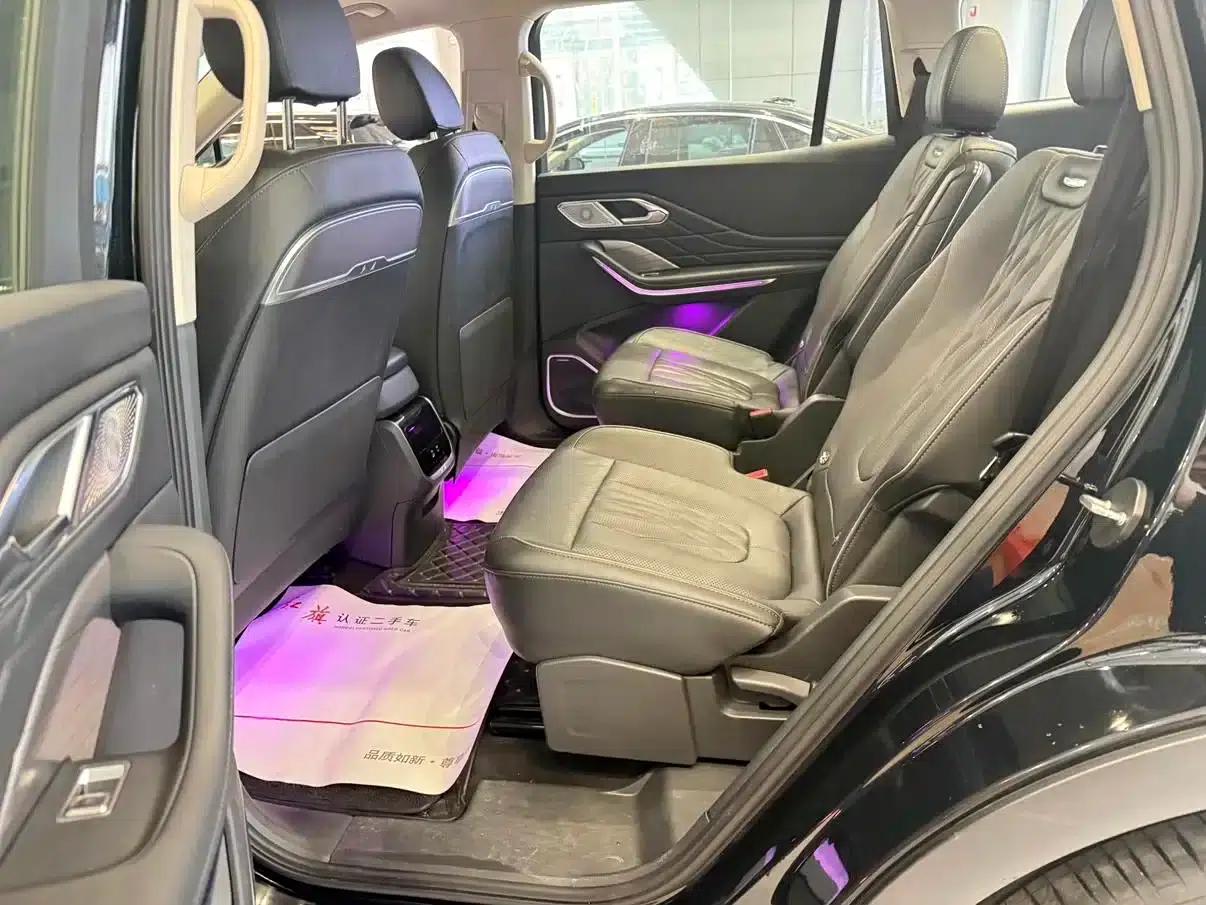 Hongqi HS7 PHEV 2024 2.0T PHEV 4WD Flagship Edition 6-seater — миниатюра 3