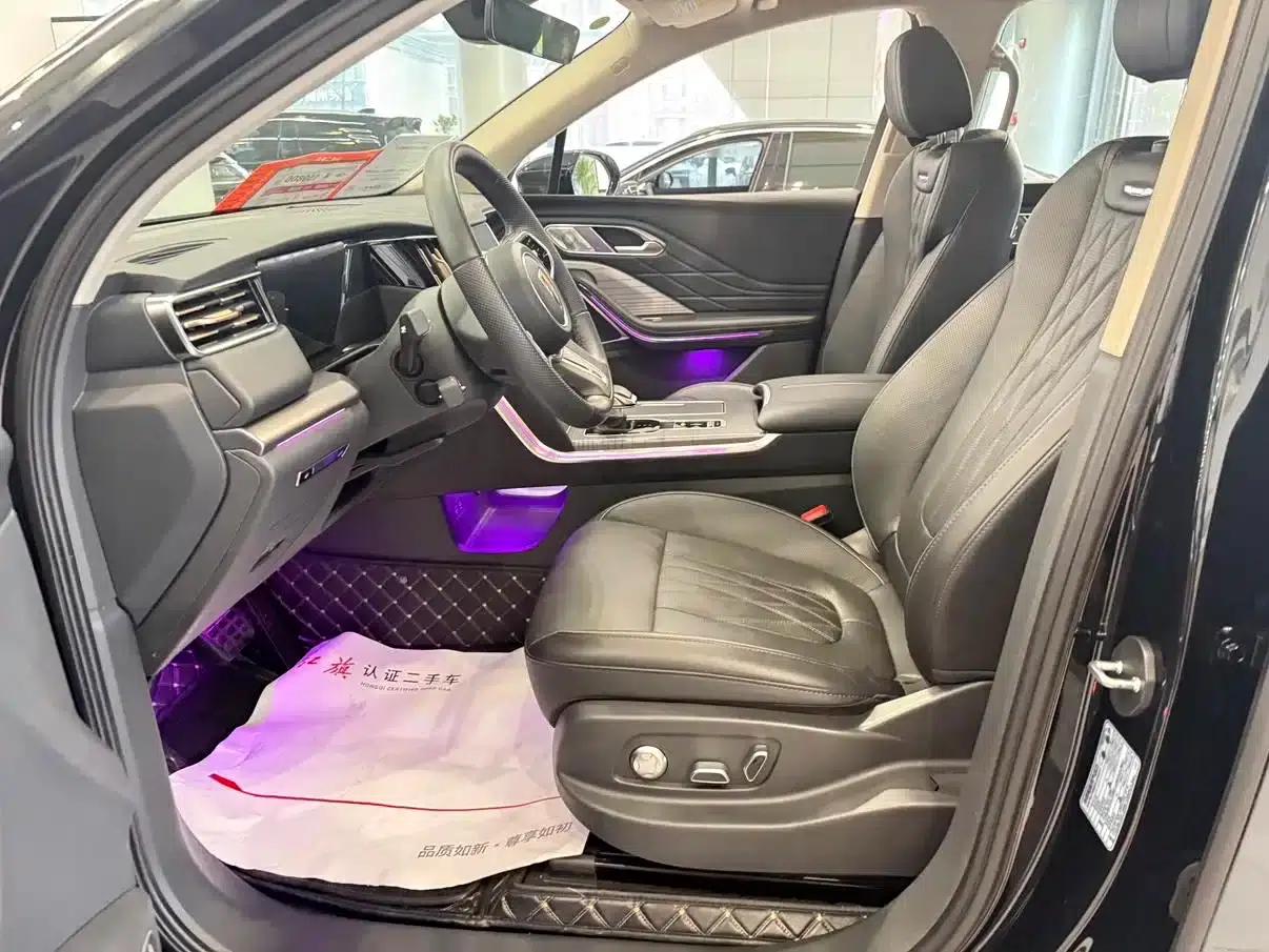 Hongqi HS7 PHEV 2024 2.0T PHEV 4WD Flagship Edition 6-seater — миниатюра 4