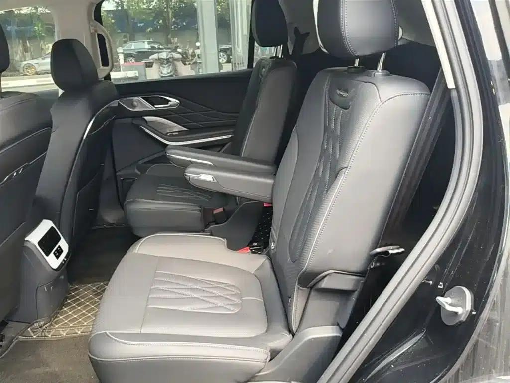 Hongqi HS7 PHEV 2024 2.0T PHEV 4WD Flagship Edition 6-seater — миниатюра 17