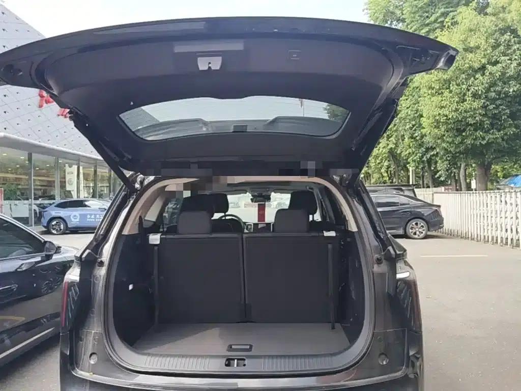 Hongqi HS7 PHEV 2024 2.0T PHEV 4WD Flagship Edition 6-seater — миниатюра 19