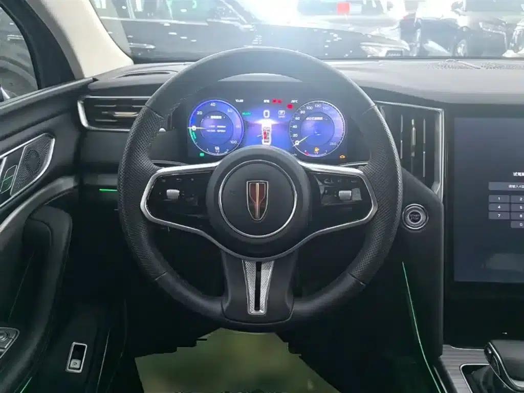 Hongqi HS7 PHEV 2024 2.0T PHEV 4WD Flagship Edition 6-seater — миниатюра 11
