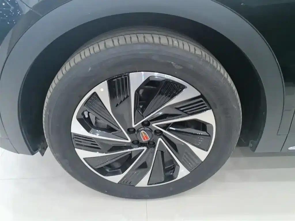Hongqi HS7 PHEV 2024 2.0T PHEV 4WD Flagship Edition 6-seater — миниатюра 23