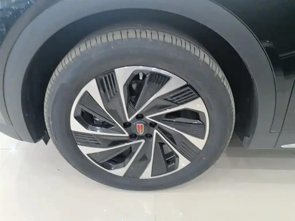 Hongqi HS7 PHEV 2024 2.0T PHEV 4WD Flagship Edition 6-seater — миниатюра 23