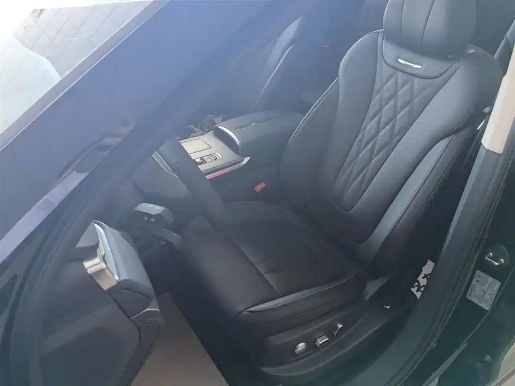 Hongqi HS7 PHEV 2024 2.0T PHEV 4WD Flagship Edition 6-seater — миниатюра 15