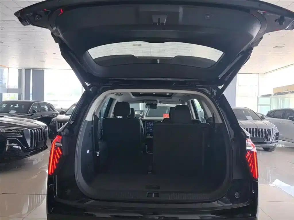 Hongqi HS7 PHEV 2024 2.0T PHEV 4WD Flagship Edition 6-seater — миниатюра 19