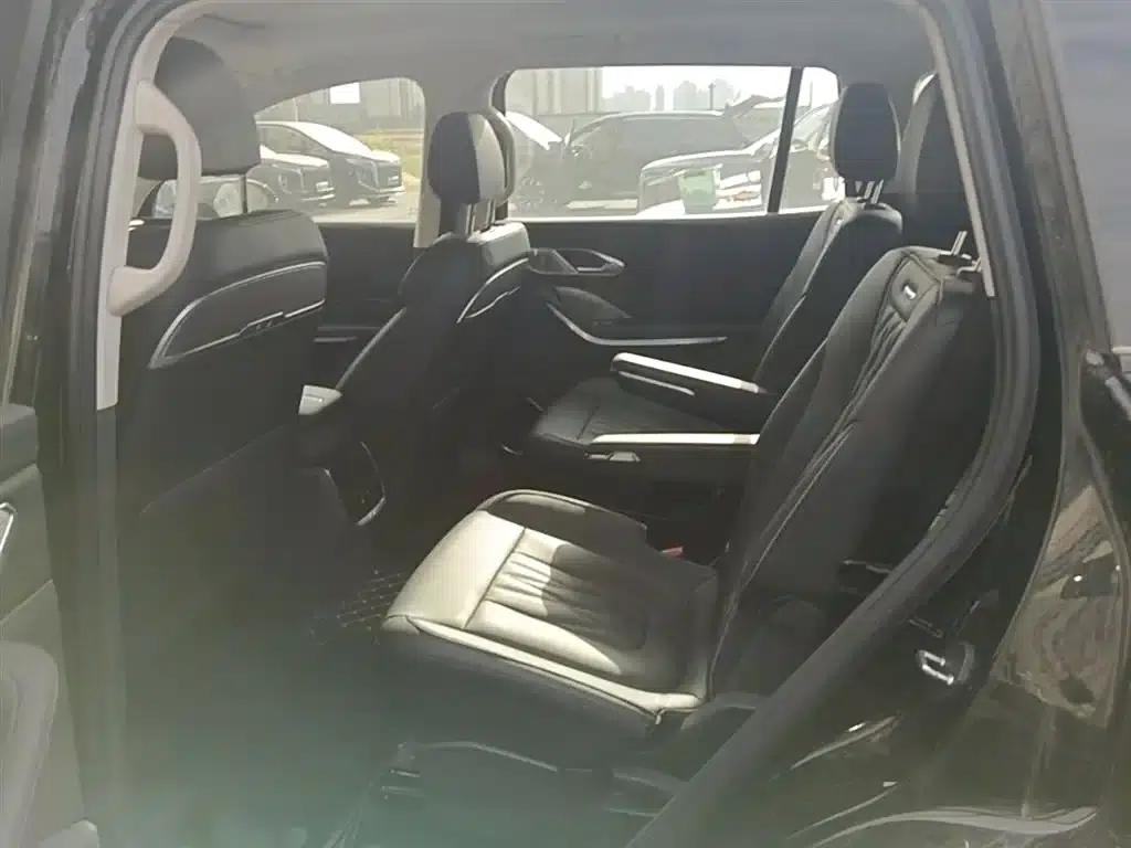Hongqi HS7 PHEV 2024 2.0T PHEV 4WD Flagship Edition 6-seater — миниатюра 17