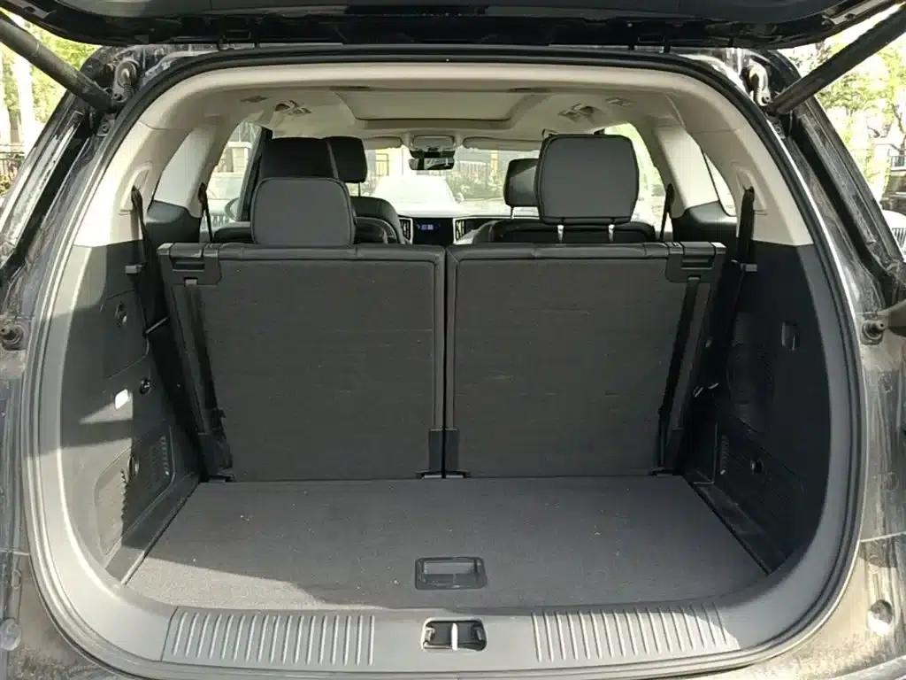 Hongqi HS7 PHEV 2024 2.0T PHEV 4WD Flagship Edition 6-seater — миниатюра 19