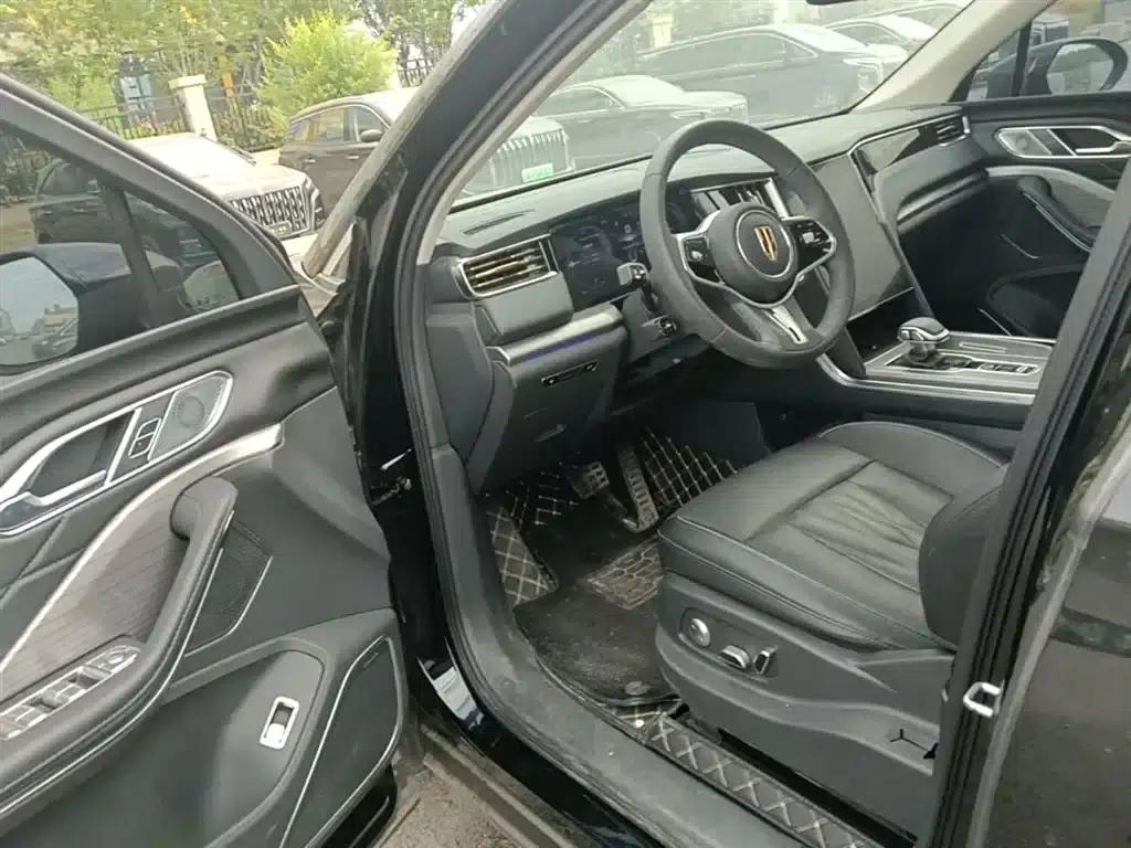 Hongqi HS7 PHEV 2024 2.0T PHEV 4WD Flagship Edition 7-seater — миниатюра 16