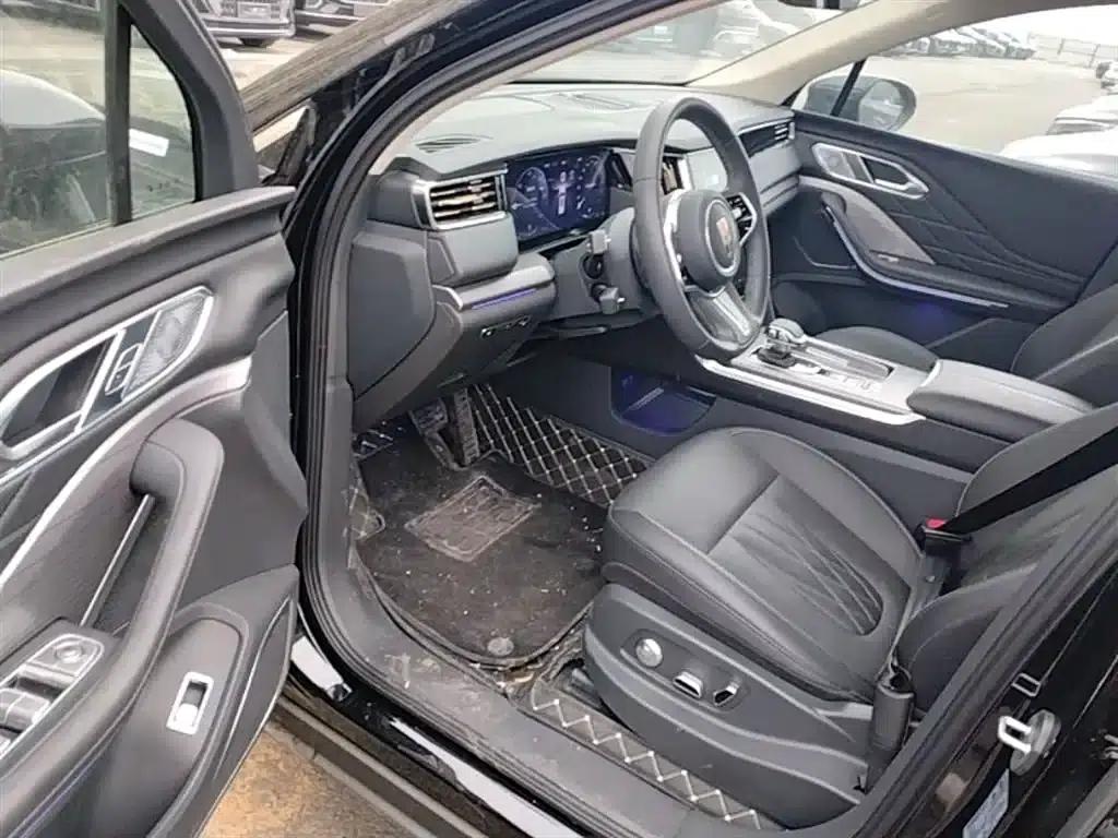Hongqi HS7 PHEV 2024 2.0T PHEV 4WD Flagship Edition 6-seater — миниатюра 16