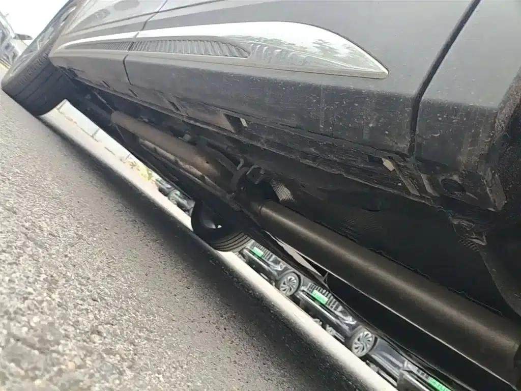 Hongqi HS7 PHEV 2024 2.0T PHEV 4WD Flagship Edition 6-seater — миниатюра 22