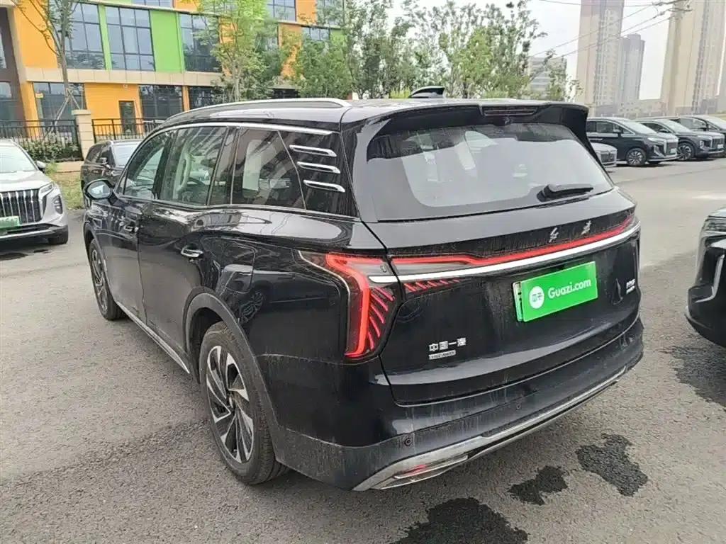 Hongqi HS7 PHEV 2024 2.0T PHEV 4WD Flagship Edition 6-seater — миниатюра 5