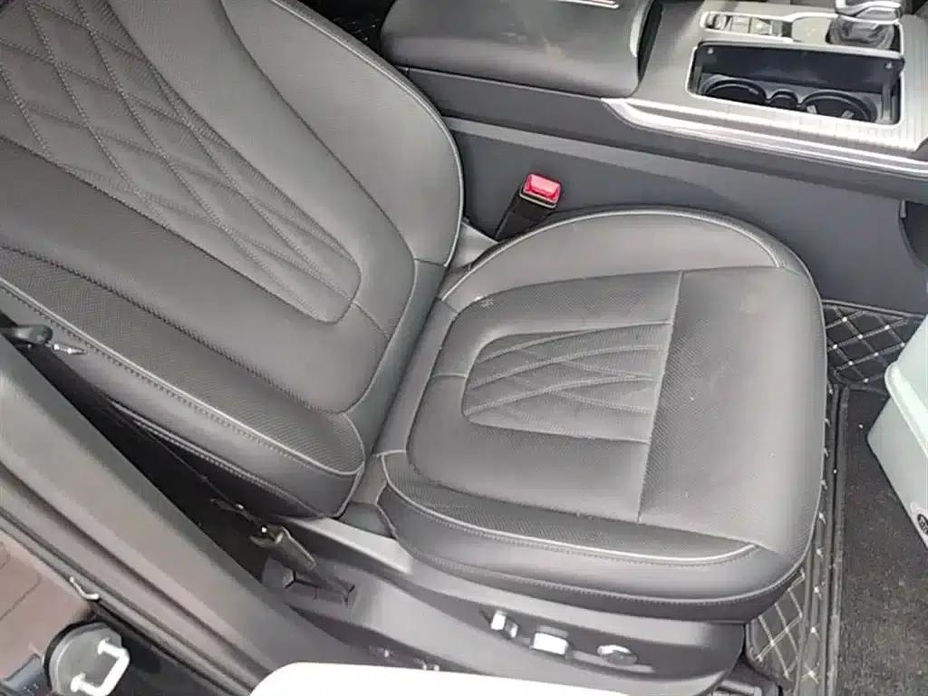 Hongqi HS7 PHEV 2024 2.0T PHEV 4WD Flagship Edition 7-seater — миниатюра 25